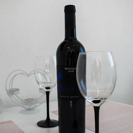 Apartamento Jeta Studio & *